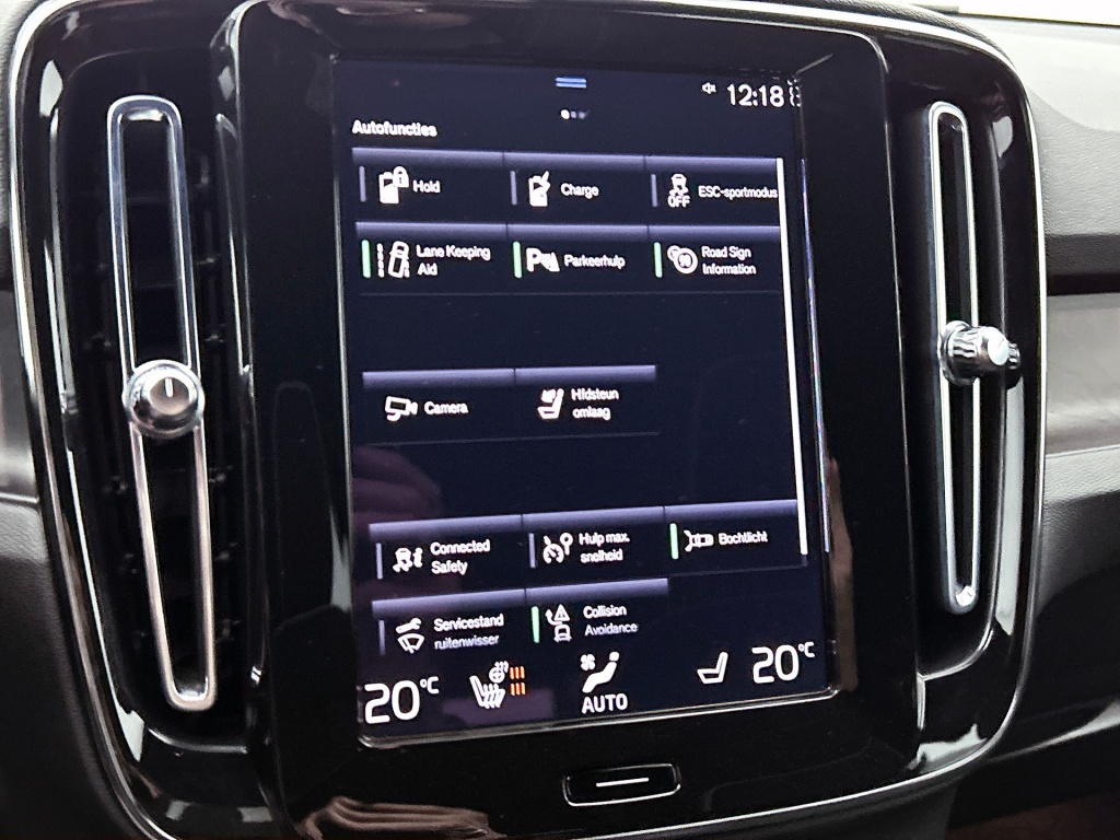 46060550 volvo xc40 1 5 t4 plus dark c7738c