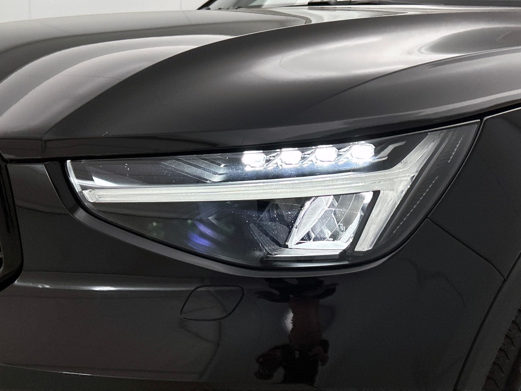 46060550 volvo xc40 1 5 t4 plus dark cb1402