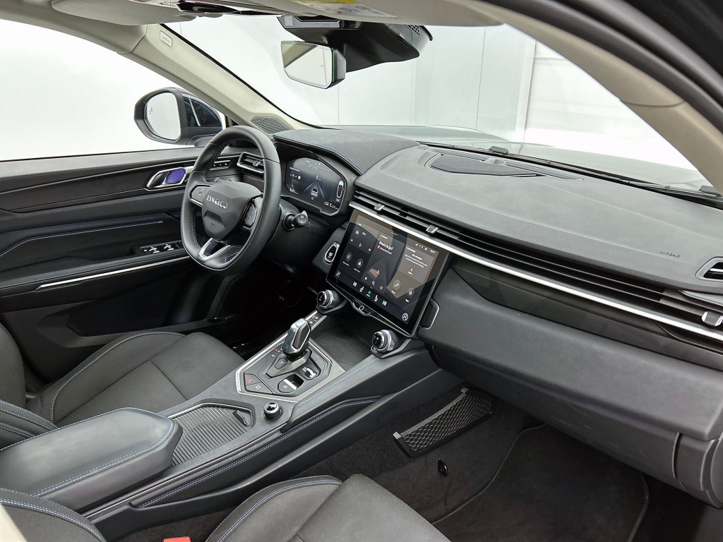 46220827 lynk co 01 1 5 hybride rijklaar inclusief 12 maanden garantie 31