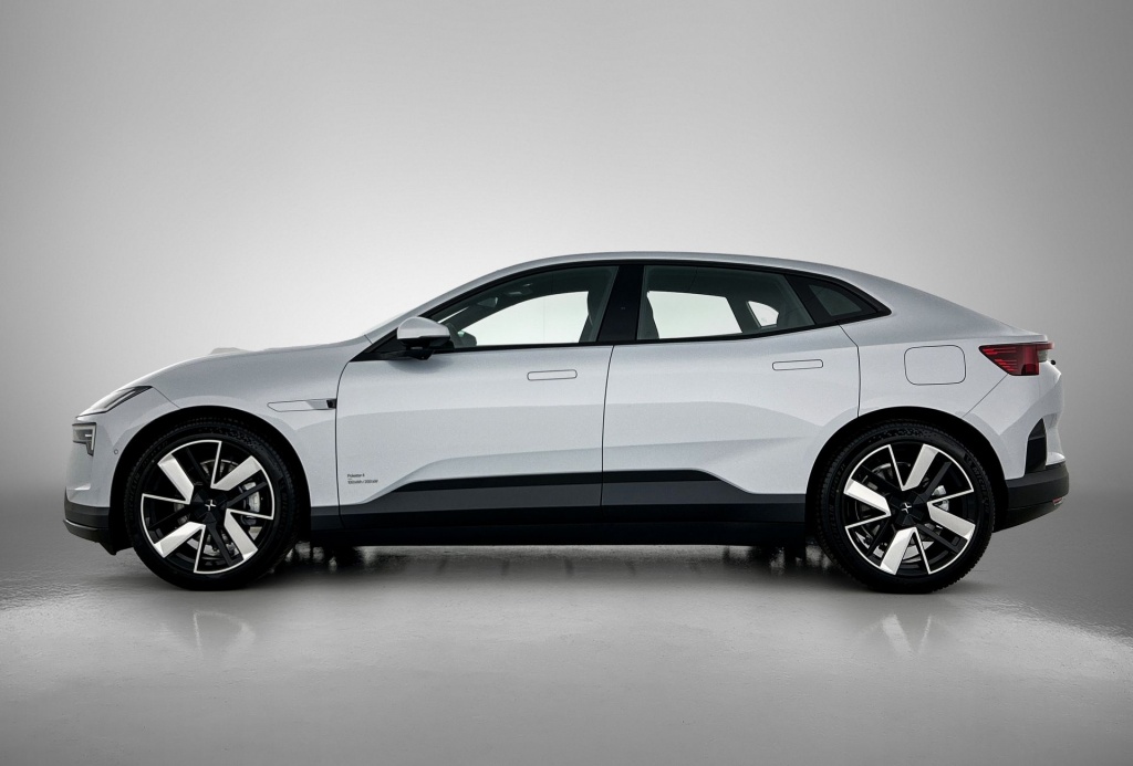 46686404 polestar 4 long range single motor 100kwh pilot plus 21 sportvelgen nieuw 2 04
