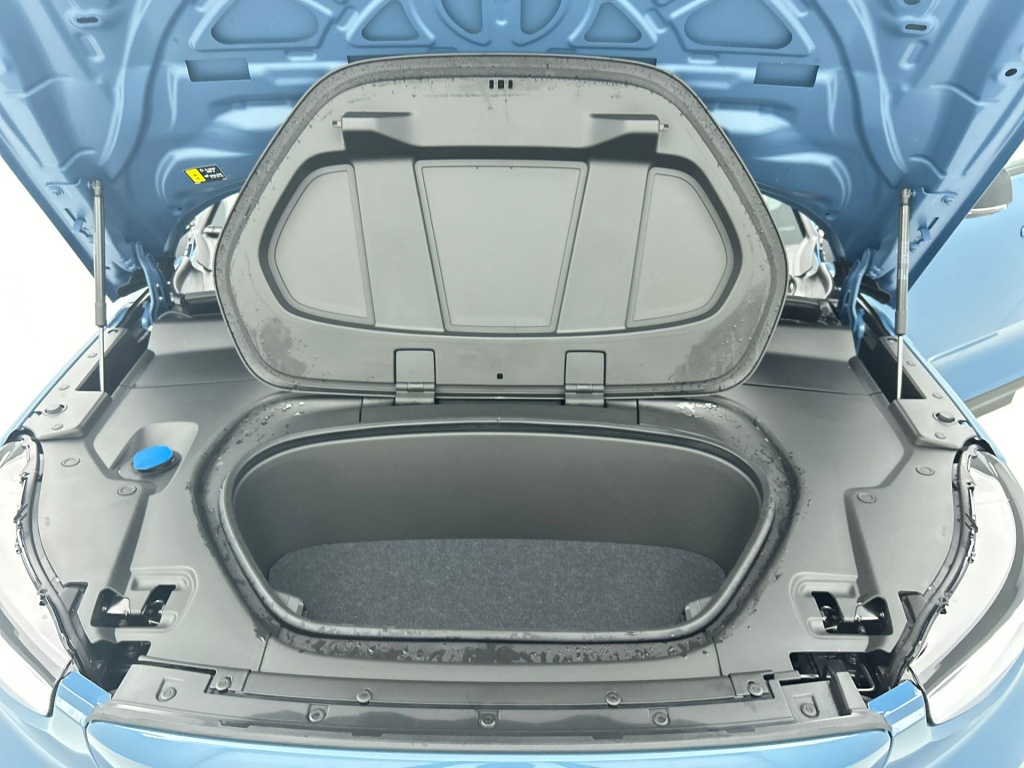 46688063 volvo c40 extended range plus 82 kwh trekhaak extra getint glas eab210