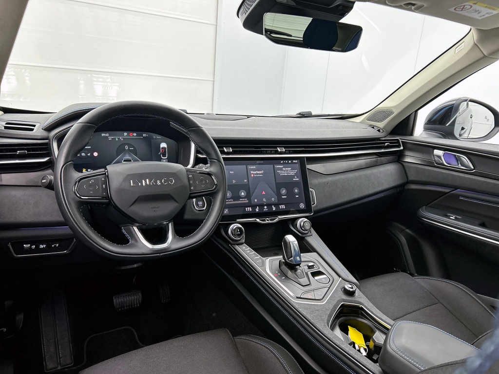 46714506 lynk co 01 1 5 hybride rijklaar inclusief 12 maanden garantie 34