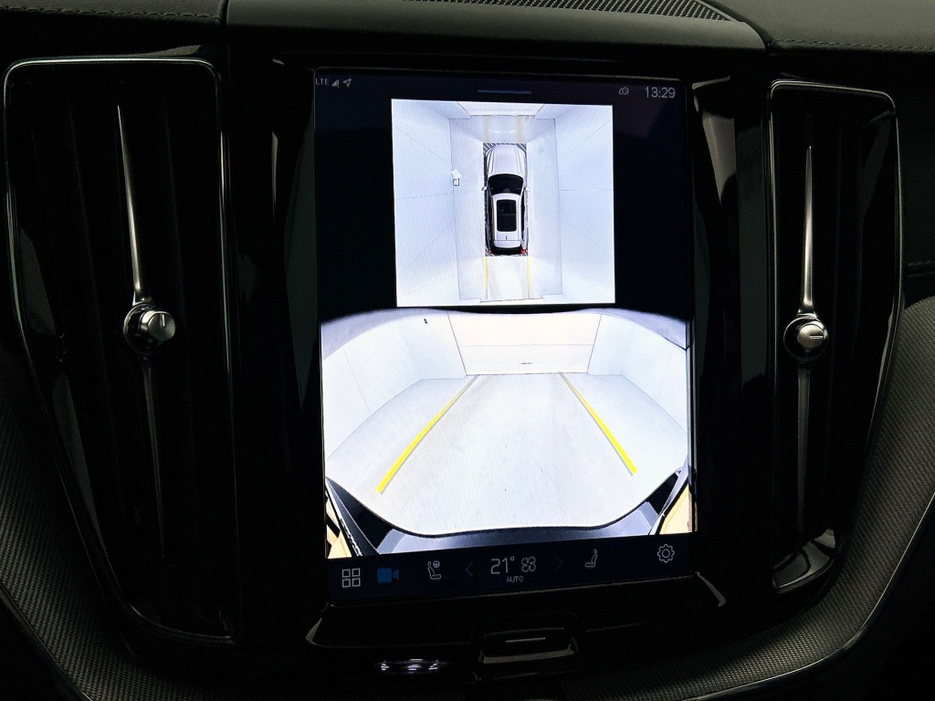 46843930 volvo xc60 2 0 t6 awd ultra black edition bowers wilkins luchtvering 77