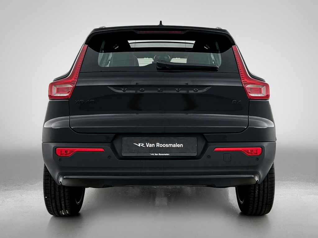 46844168 volvo xc40 2 0 b4 plus black edition 3 02