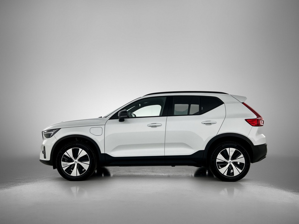 47259147 volvo xc40 xc40 t4 recharge plus dark leder memorystoelen harman kard 2 01
