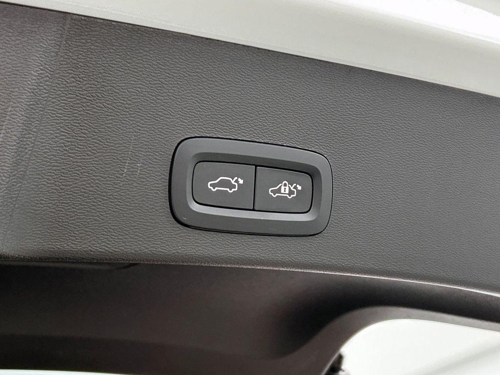 47259147 volvo xc40 xc40 t4 recharge plus dark leder memorystoelen harman kard 37
