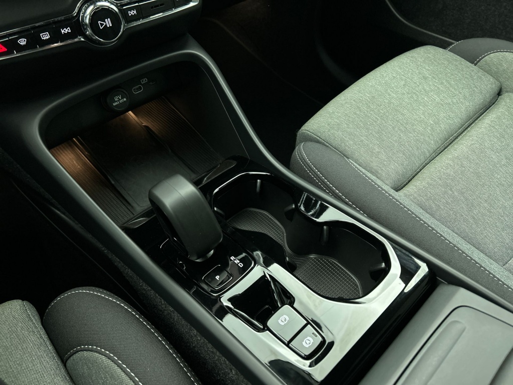47375350 volvo xc40 2 0 b4 plus dark trekhaak elek verstelbare stoelen 60