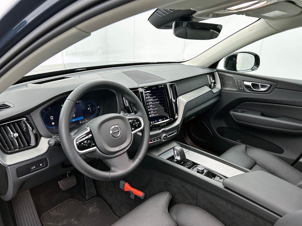 47443692 volvo xc60 2 0 t6 awd ultra dark 90