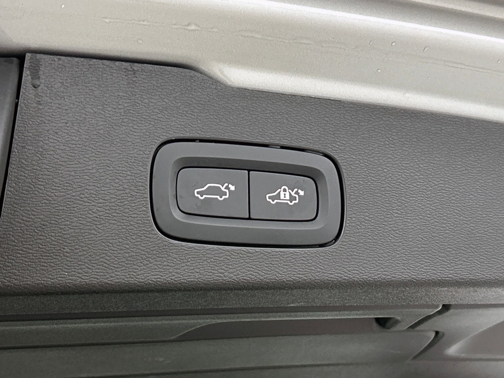 47443724 volvo v60 2 0 t6 plus dark trekhaak sport leder 360 blis pilot 7714f2