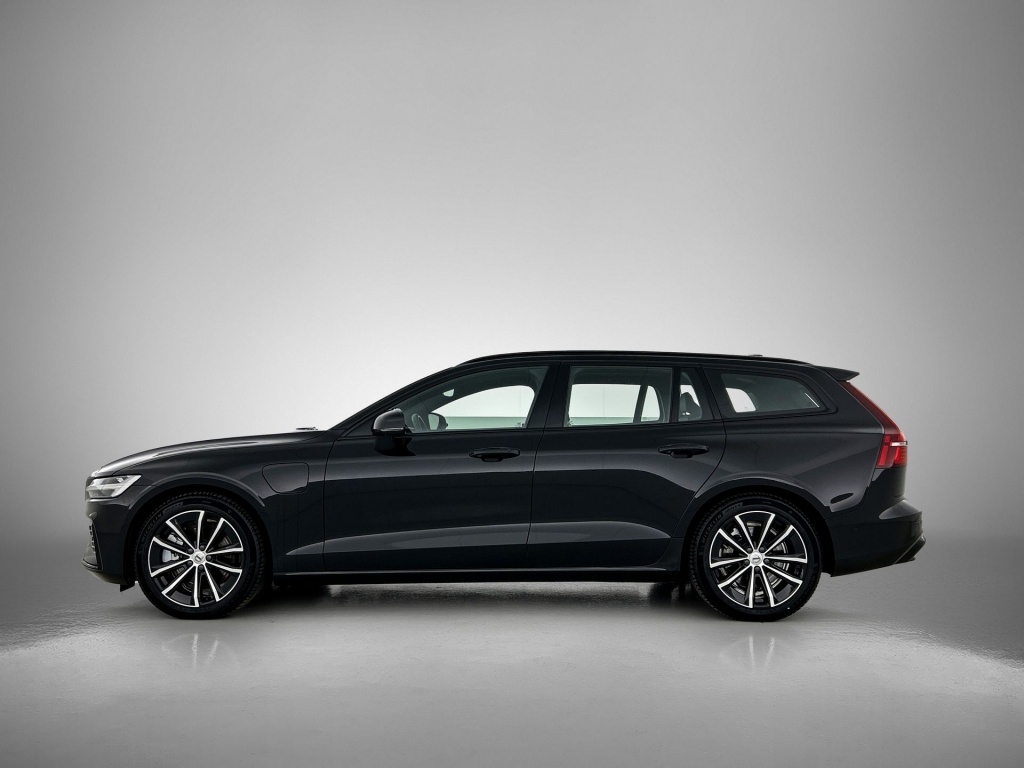47543872 volvo v60 2 0 t6 plus dark trekhaak sport leder 360 blis pilot 2 02