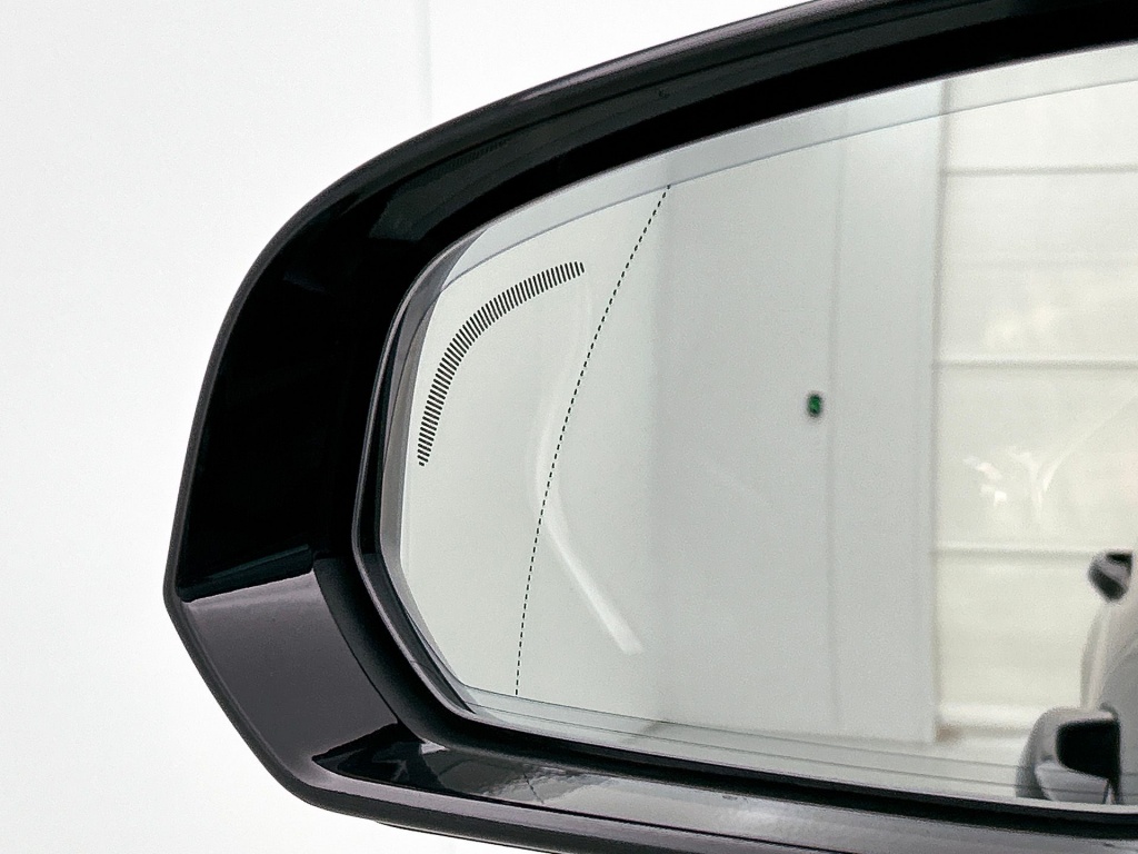 47543872 volvo v60 2 0 t6 plus dark trekhaak sport leder 360 blis pilot 80