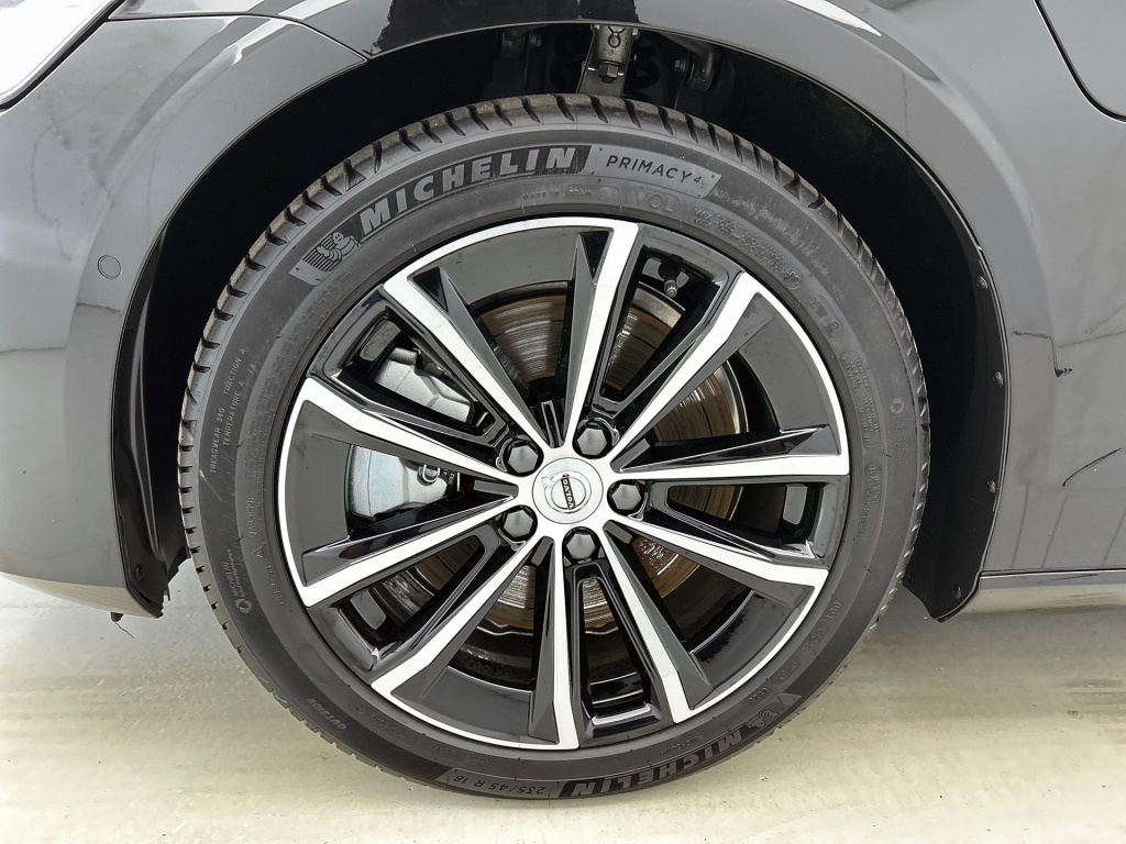 47543872 volvo v60 2 0 t6 plus dark trekhaak sport leder 360 blis pilot 84
