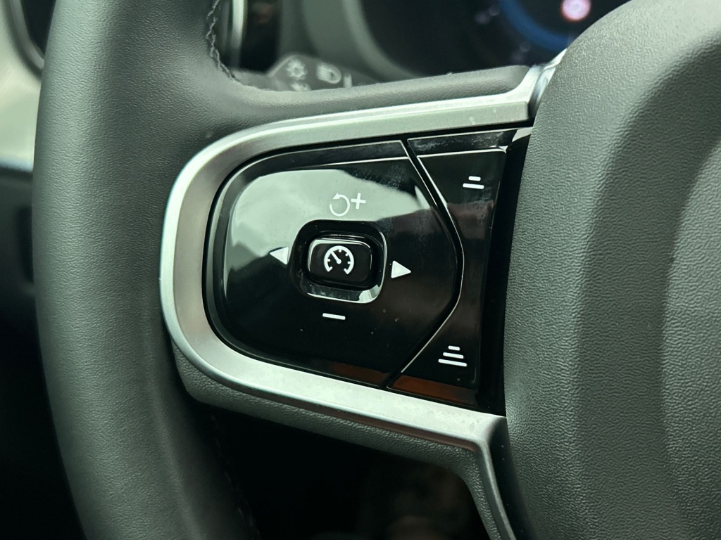 47566809 volvo xc60 2 0 t6 dark 20 360 trekhaak head up h k pano 89