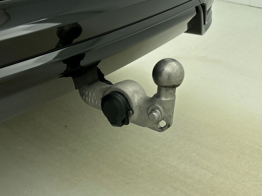 47566809 volvo xc60 2 0 t6 dark 20 360 trekhaak head up h k pano 92