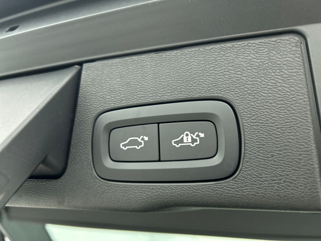 47566809 volvo xc60 2 0 t6 dark 20 360 trekhaak head up h k pano a49cc0