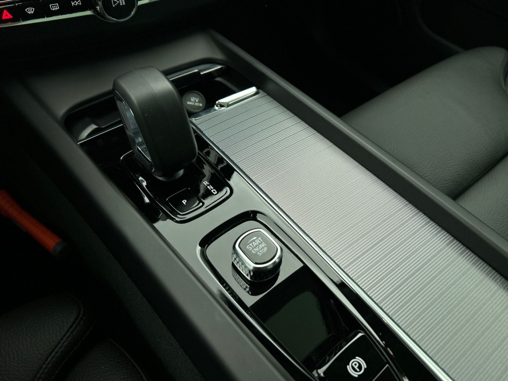 47566809 volvo xc60 2 0 t6 dark 20 360 trekhaak head up h k pano dc8dab