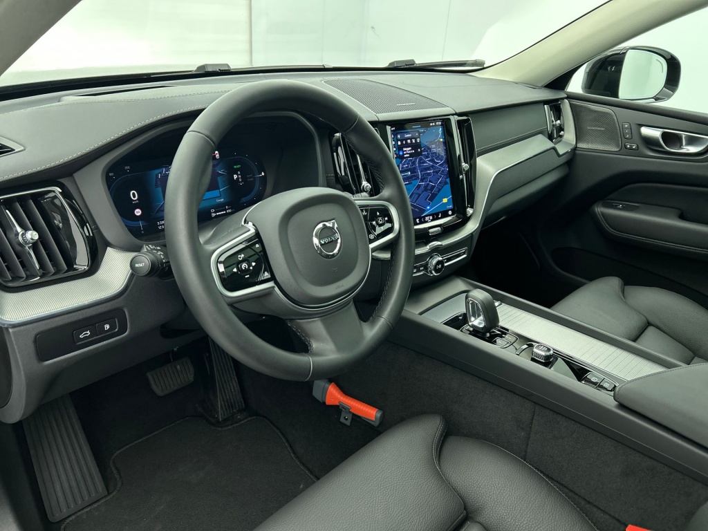 47566809 volvo xc60 2 0 t6 dark 20 360 trekhaak head up h k pano fa3e37