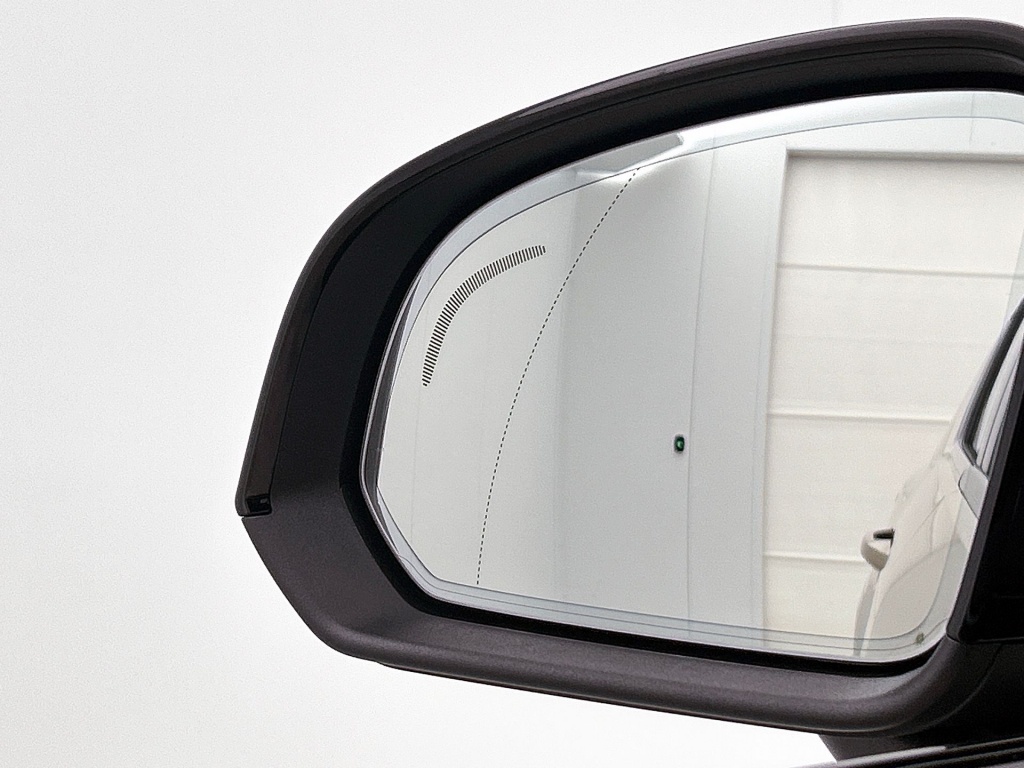 47569062 volvo xc40 2 0 b4 plus dark 3e4370