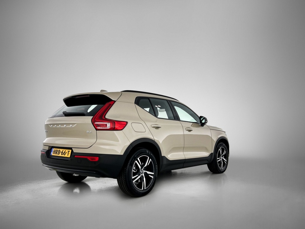 47569062 volvo xc40 2 0 b4 plus dark 5 04