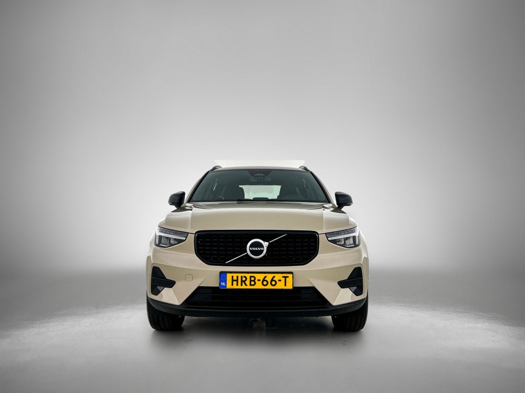 47569062 volvo xc40 2 0 b4 plus dark 6 09