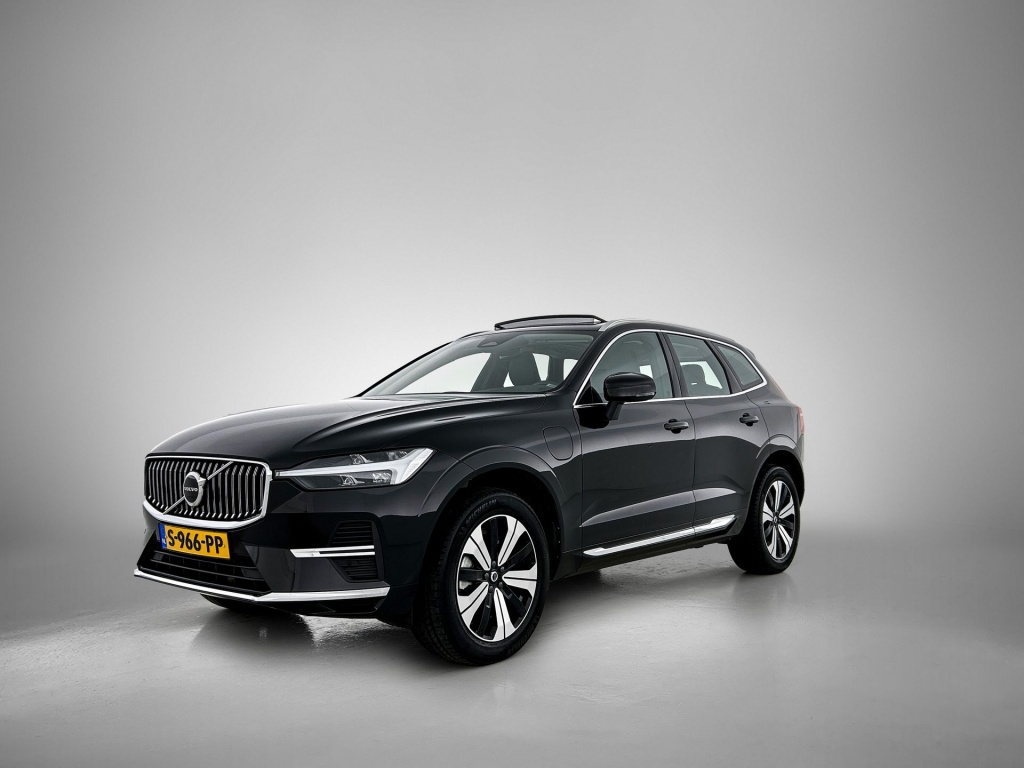Volvo XC60 2.0 T6 AWD Plus Bright | Trekhaak | Leder | Panorama dak |
